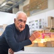 Frank Gehry with a model of the proposed Wimbledon Hall (photo: Merton Council/ Wimbledon Concert Hall Trust)