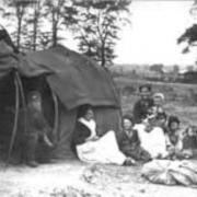Gypsies camped on Mitcham Common in 1881.